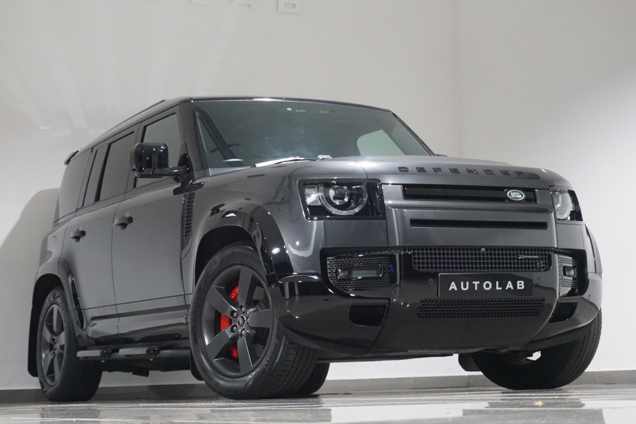 Land Rover Defender 110 3.0 D300 MHEV X-Dynamic HSE Hard Top SUV Auto 4WD MWB Euro 6 (s/s) 5dr